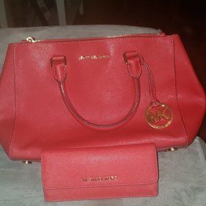 MICHAEL Michael Kors Selma MD w/matching wallet